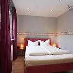 Zeesboothaus - 2, Mit Terrasse Und Wasserblick Appartement